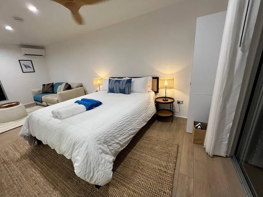 Indigo Studio With Pool 200M To Beach Hotel Palm Cove Guest house